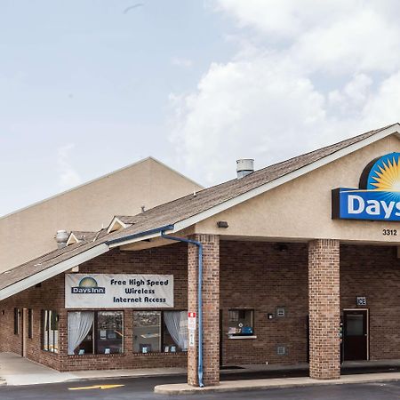 Days Inn By Wyndham Nashville N Opryland/Grand Ole Opry Екстер'єр фото